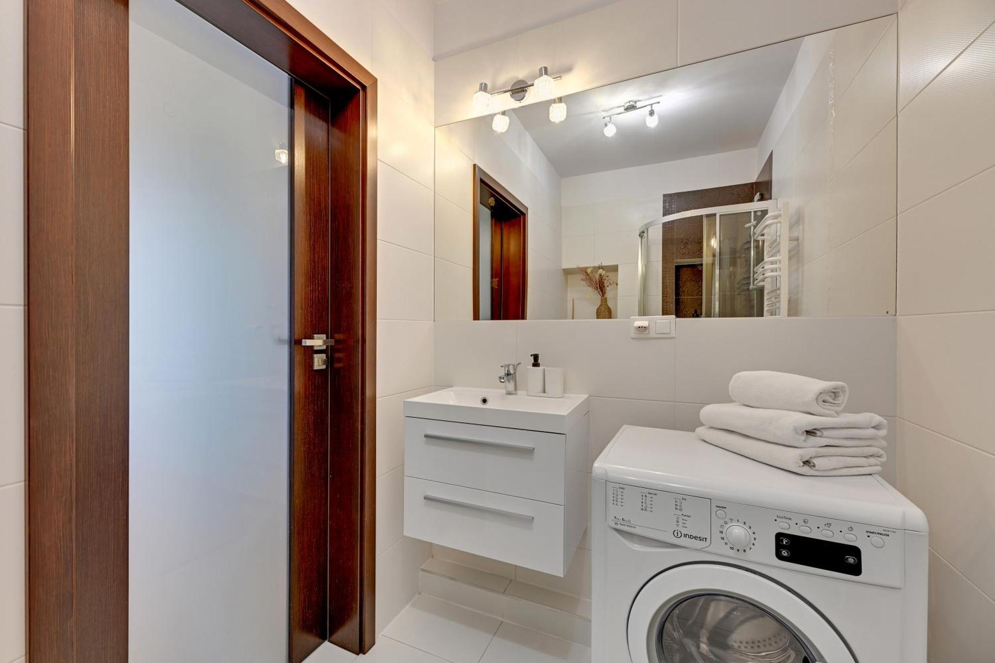 Waterlane Riverside - Spa, Pool, Gym & Parking By Downtown Apartments Gdańsk Quarto foto