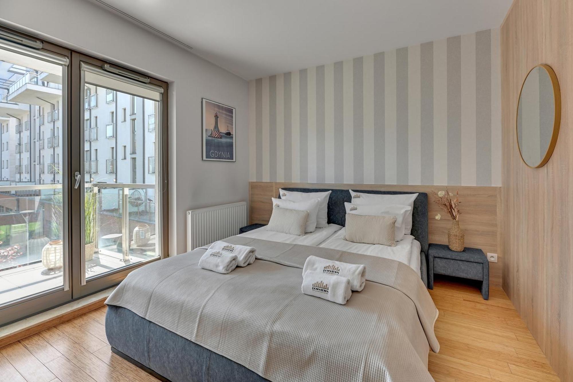 Waterlane Riverside - Spa, Pool, Gym & Parking By Downtown Apartments Gdańsk Exterior foto